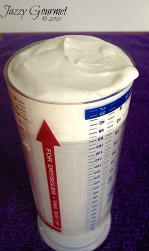 http://jazzygourmetblog.com/wp-content/uploads/2013/02/Adjustable-Measuring-Cup.jpg